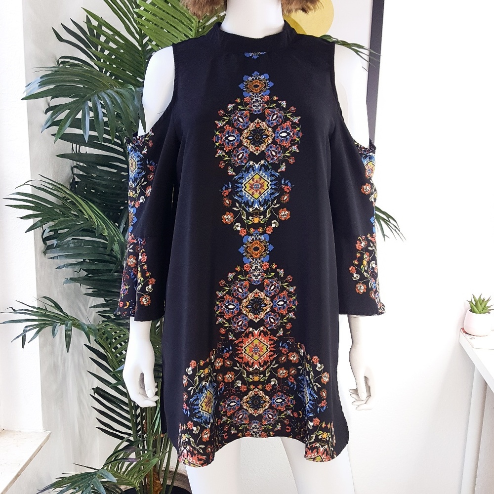 Meraki Cold Shoulder Tunic